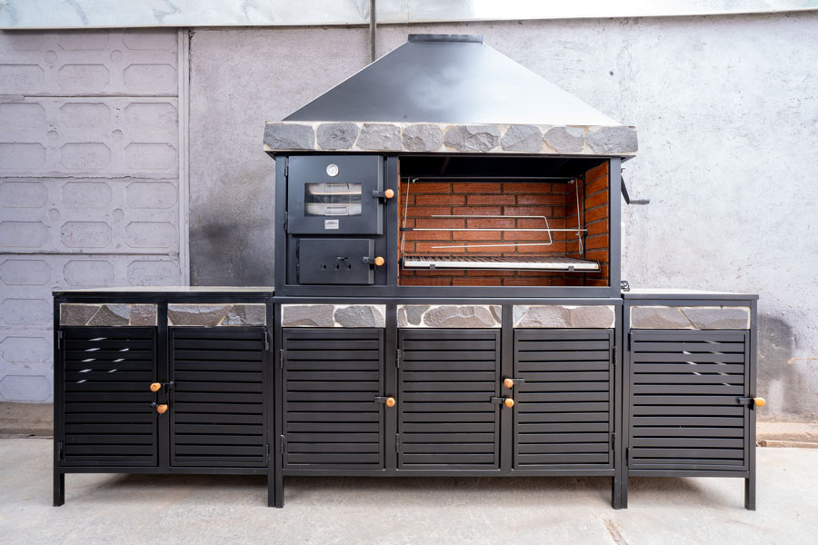 Quincho modular con horno integrado: qué gana frente a la obra