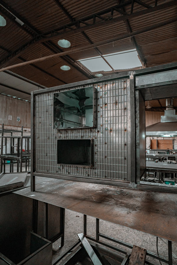 Quincho modular con campana incorporada: menos humo en espacios cerrados